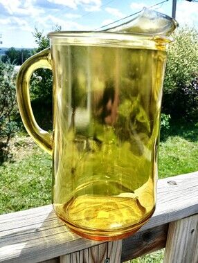 Vintage Amber Glass Pitcher - Elegant Home Dining Serving Pitcher